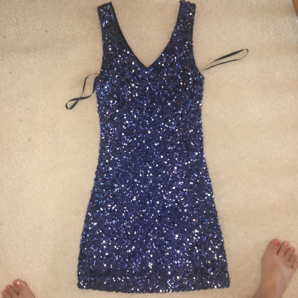 Blue sequins dress